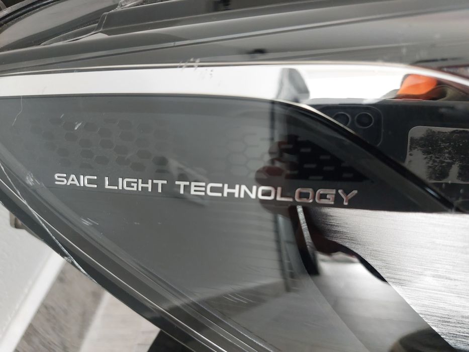 Far dreapta mg hs full led dupa anul 2020 original
