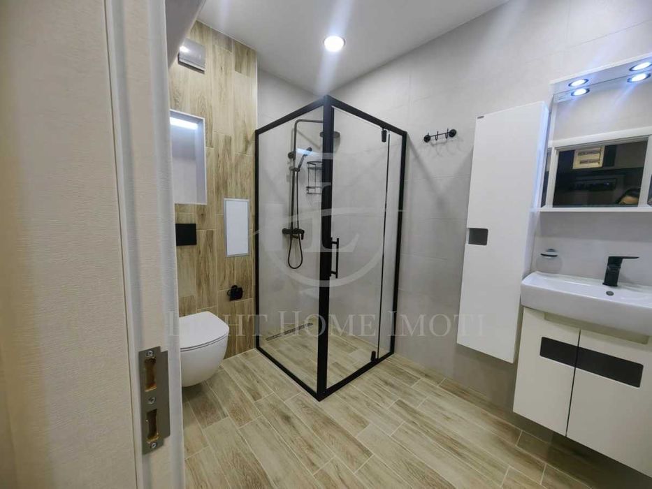 Продава се Двустаен апартамент в Пловдив, Христо Смирненски - 98 кв.м за 1860 €/кв.м - Снимка #7