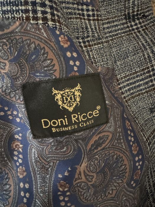 Продам костюм мужской