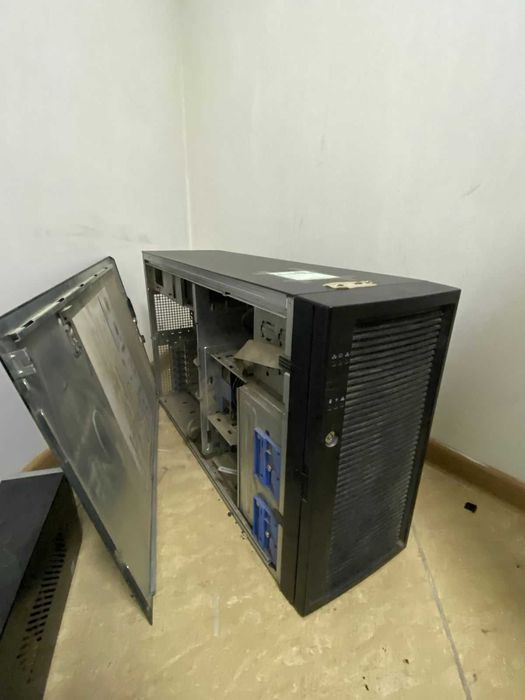 Мониторы LG,  сервер Xeon 10 000 тг