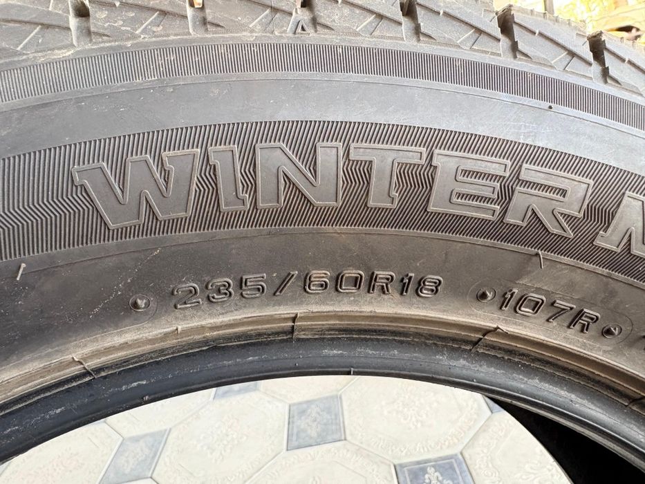 Dunlop шины комплект