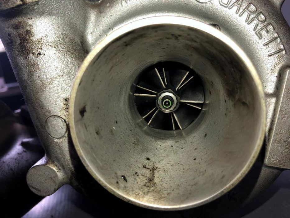 Turbina 2.0 dci m9r renault trafic 2 opel vivaro