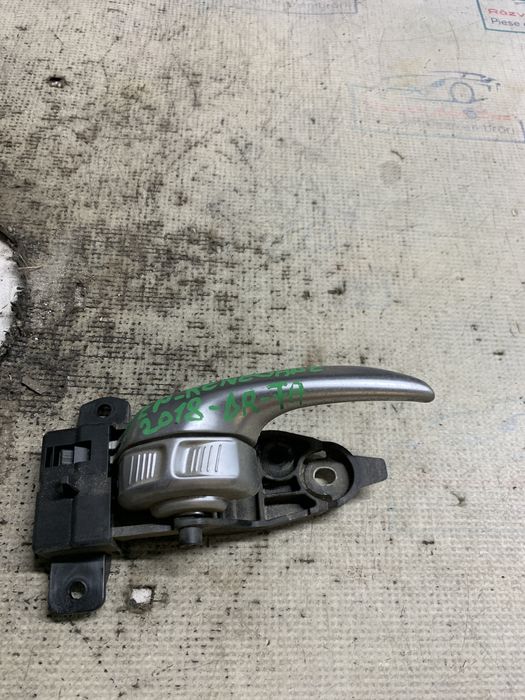 maner interior dreapta fata jeep renegade - motorina 2018