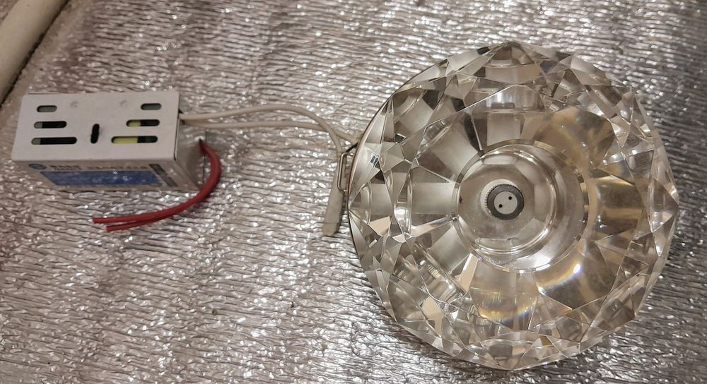 светильники потолочные 5 шт