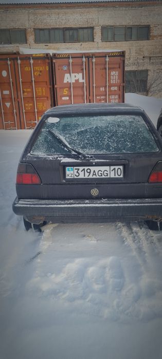 Продам гольф 2.     На уверенном ходу