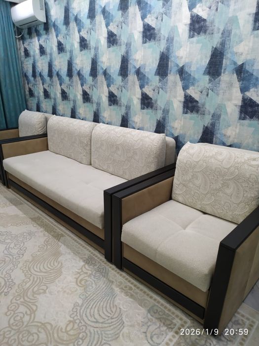 Продам диван в хорошем состоянии