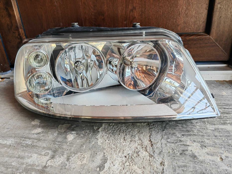 Фар VW Sharan Десен / Фар Шаран / Фар Seat Alhambra Оригинален