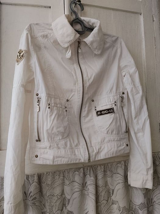 Белая Куртка  бомбер Винтаж