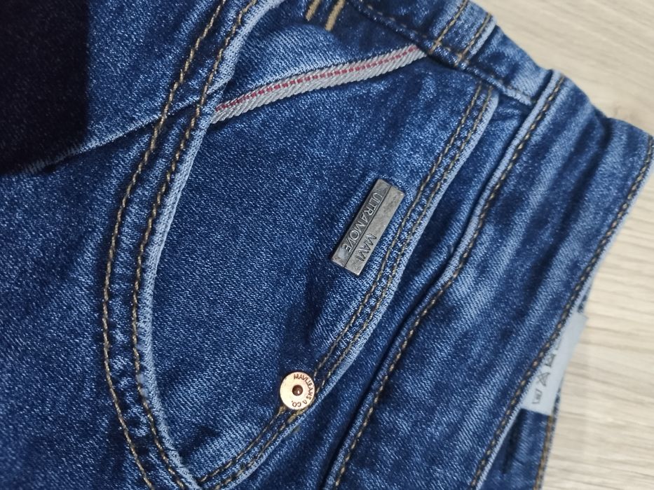 Pantaloni scurți Mavi