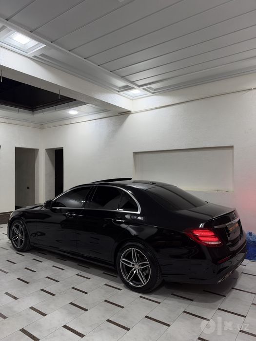 Mercedes Benz W213 E300