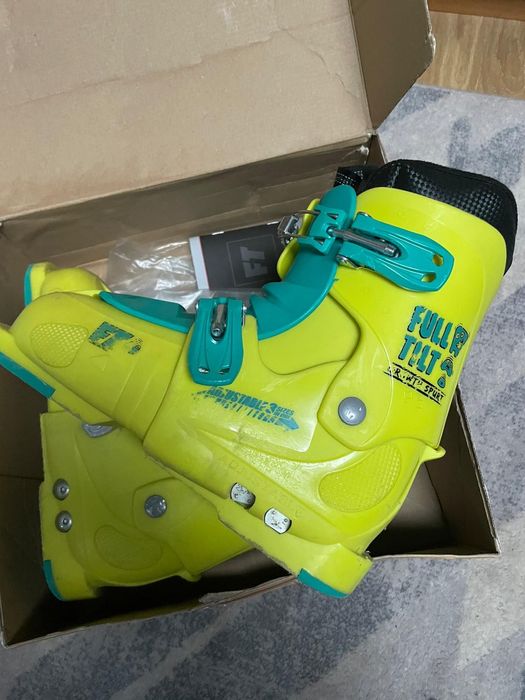 Clapari copii Full Tilt, reglabili 3 numere