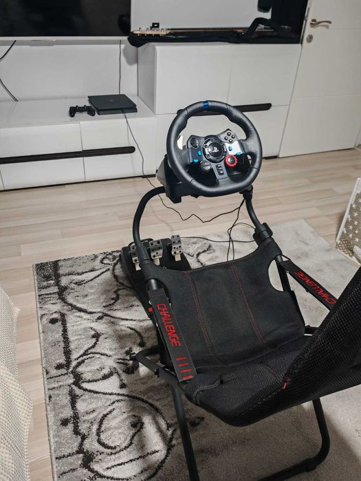 Volan Logitech Driving Force G29 + Pedalier + Scaun Cockpit Playseat