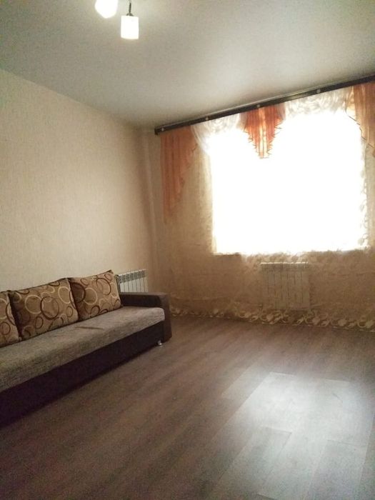 Сдам трёхкомнатную  квартиру