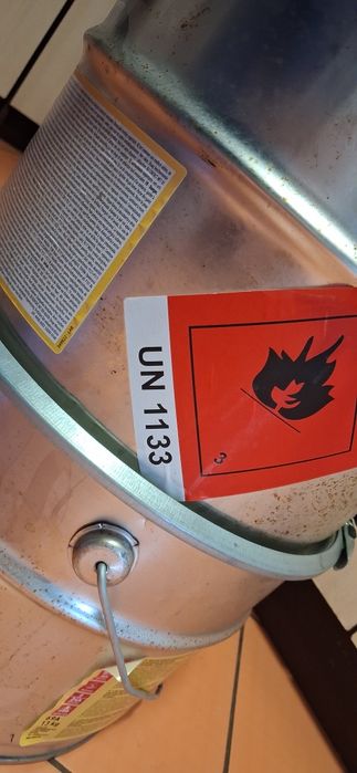 Adeziv parchet pe baza de alcool(2×13 kg)