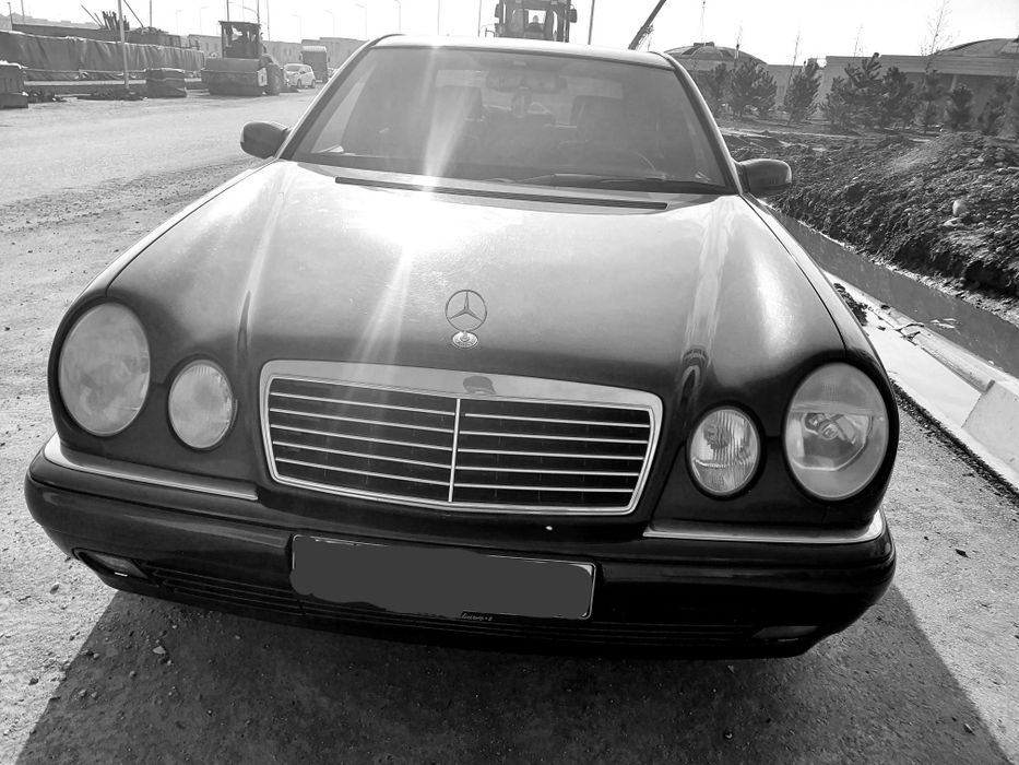 Мерседес 210 Е 200 компрессор автомат