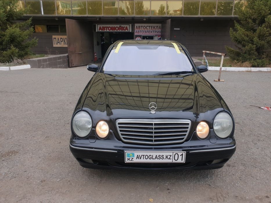 Автостекла на левом берегу. "Корме"