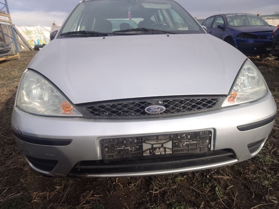 Dezmembrez Ford focus 1 1 8 Tddi Anul 2000