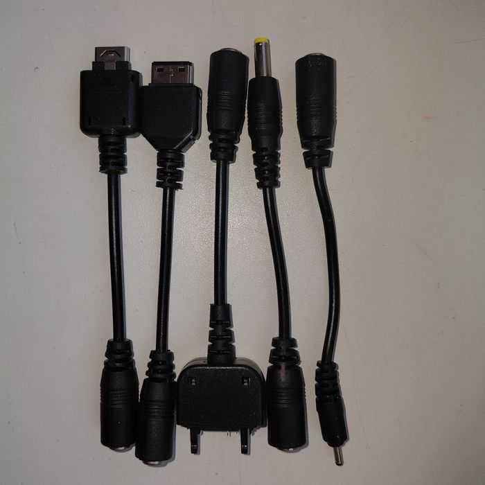 Adaptoare mufă tip mamă/tată diverse modele