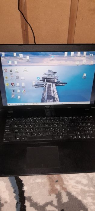 Asus notebook sotiladi