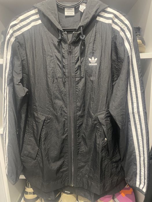 Adidas Original,НОВА дамска ветровки размер XXS