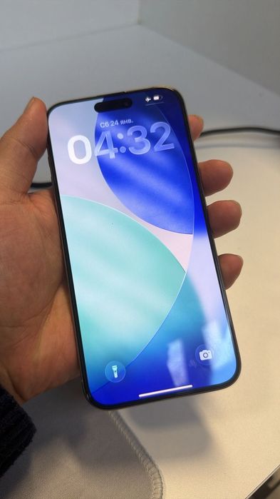 Продам Айфон 15 про макс 256