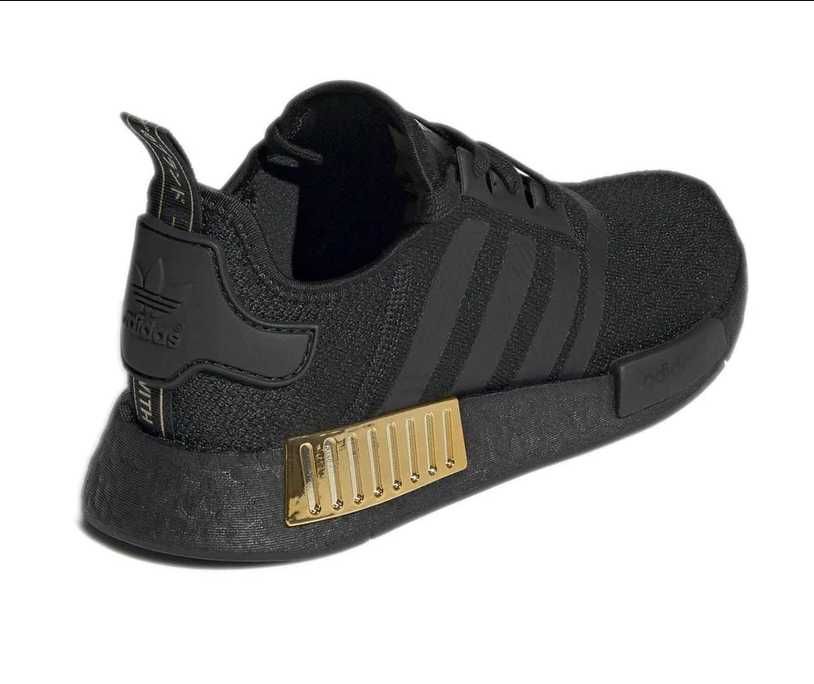 Дамски маратонки   ADIDAS NMD_R1   Оригинални    EU 40 2/3