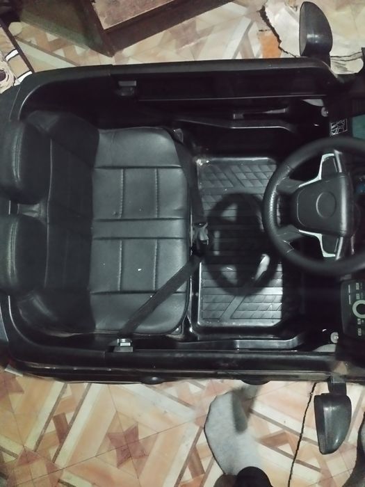 Машина с пультом