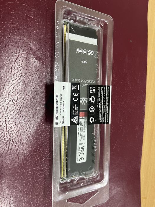 Продам озу DDR4- 8гб