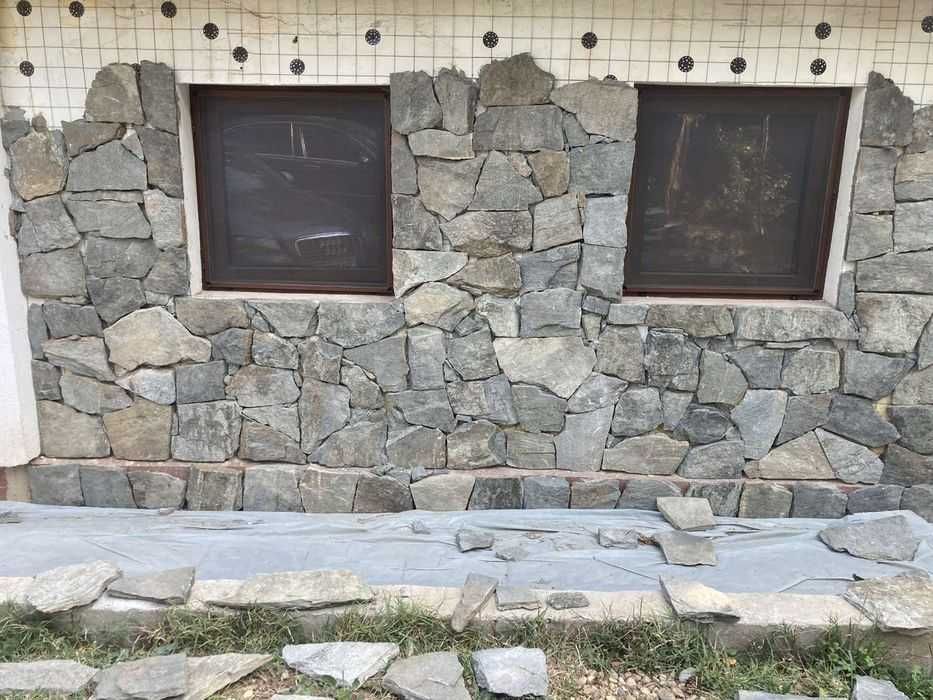 Лепене на камък и гранит