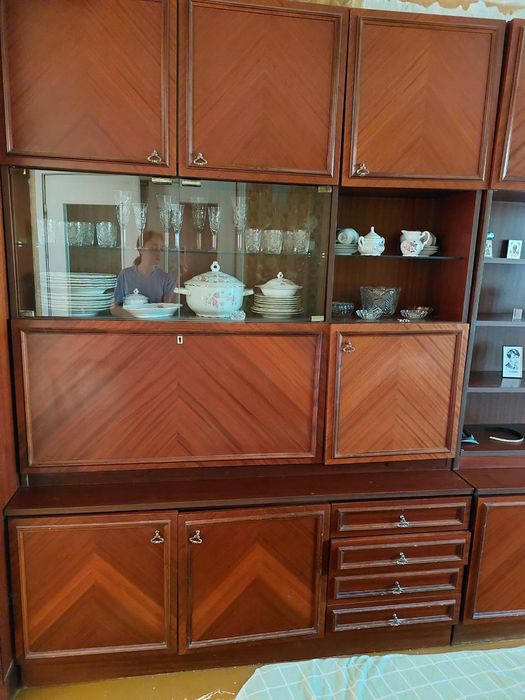 Стенка красное дерево(Польша)