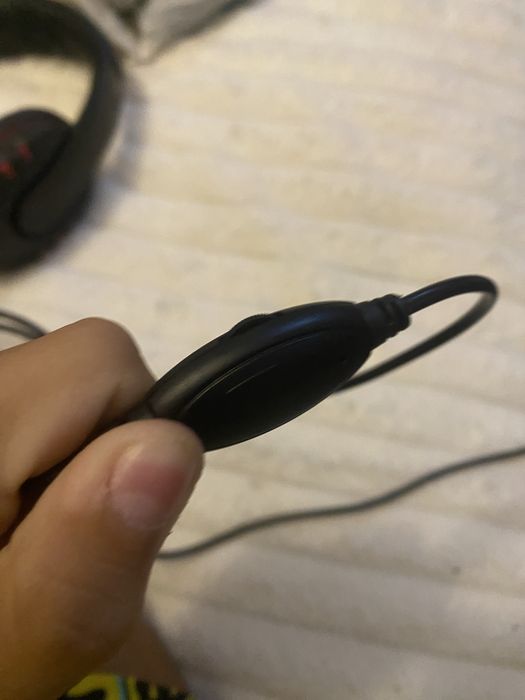 Casti gaming A+ cu microfon si fir