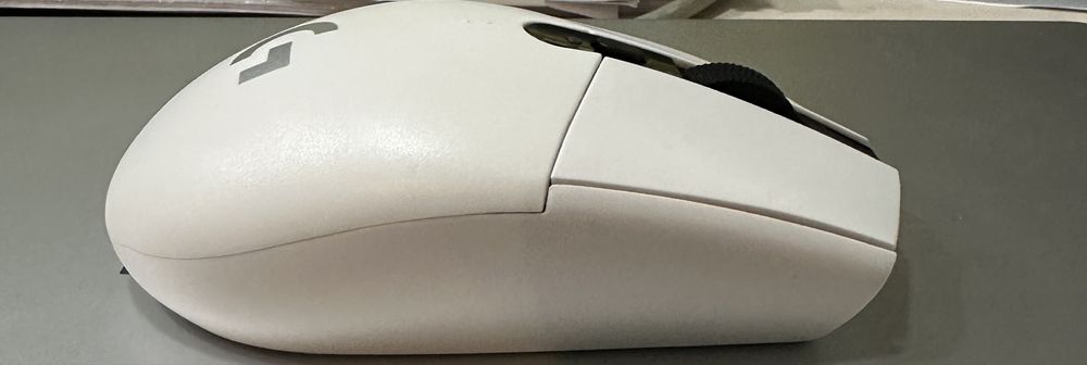 Продам Logitech G304 — новая