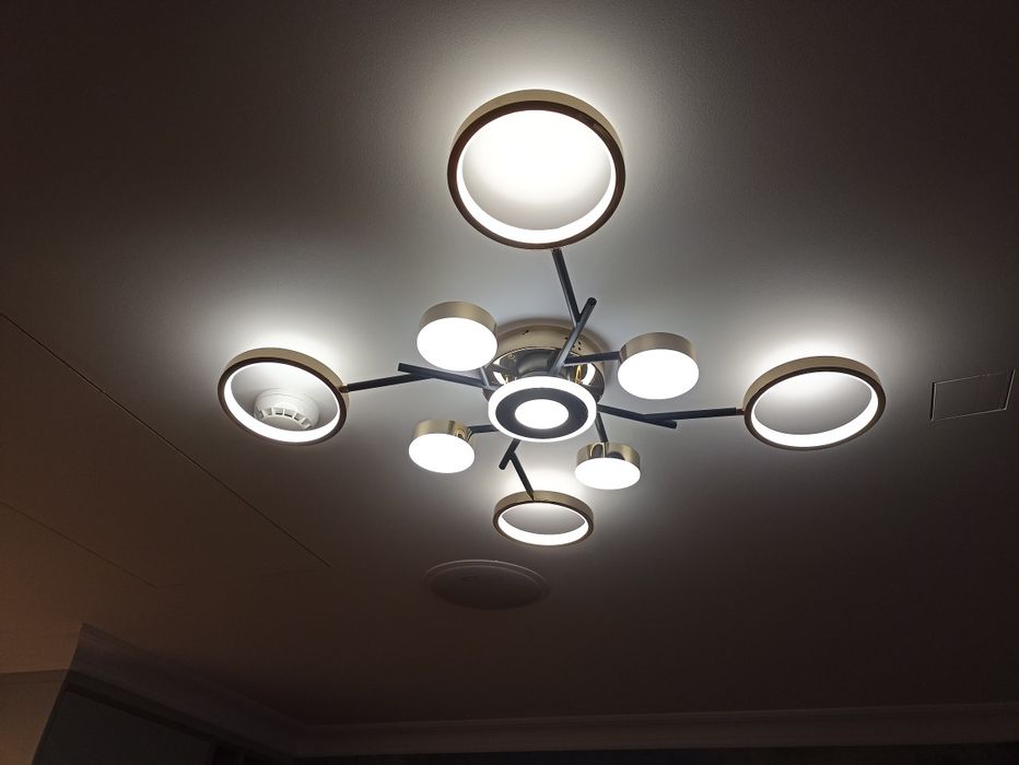 Electrician cu experiență