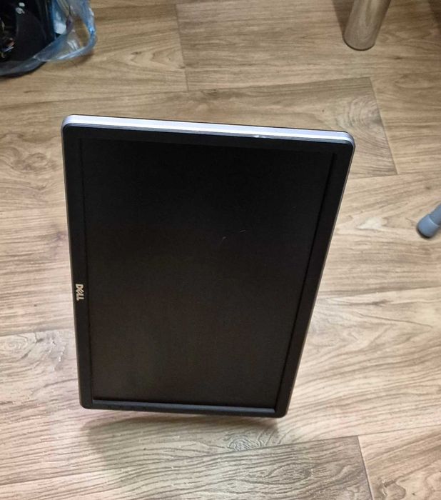 Монитор Dell 19" ips led
