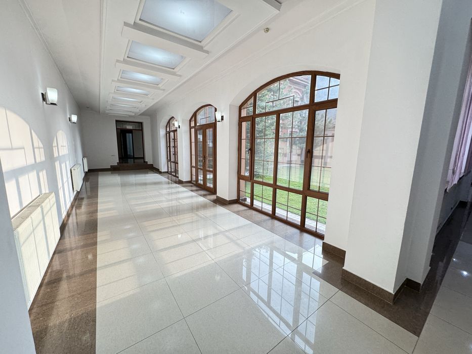 Аренда под офис Частный дом, Центр Ш. Руставелли