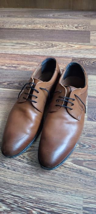 Официални мъжки обувки и колан