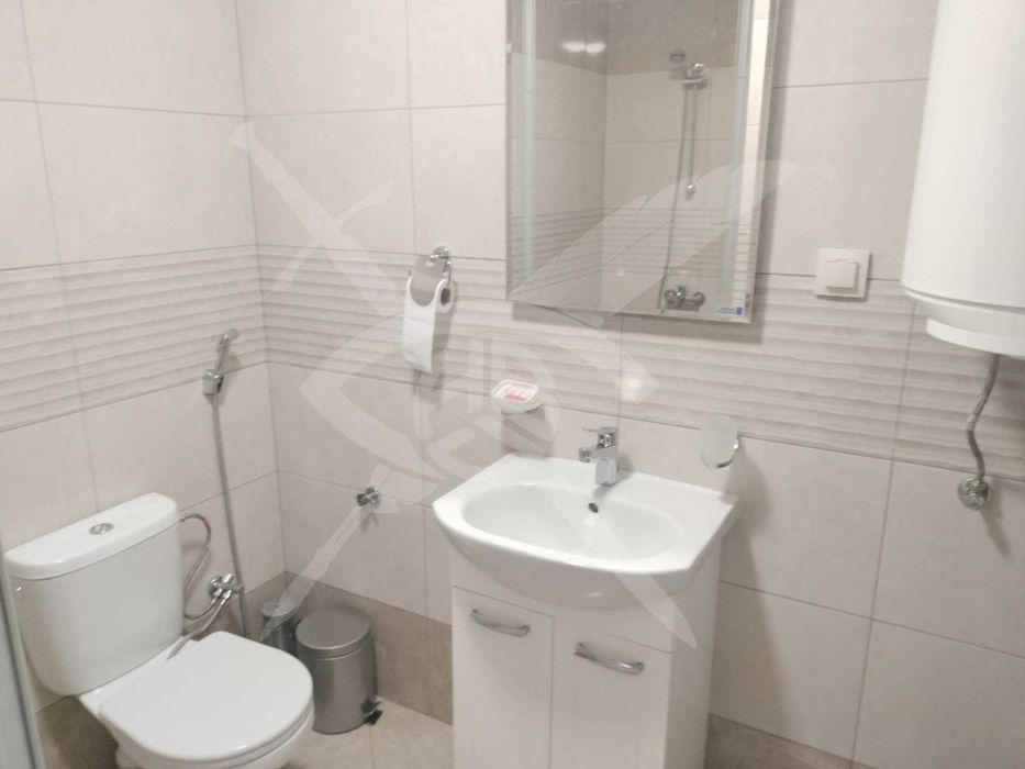 Етаж от къща до Медицинския университет 76757