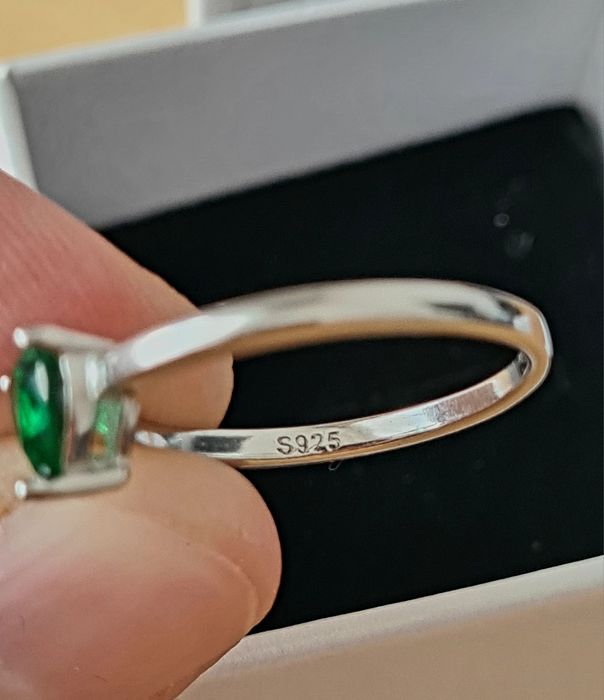 Inel Argint 925, Model superb, inima verde smarald. Marimea 8, Nou