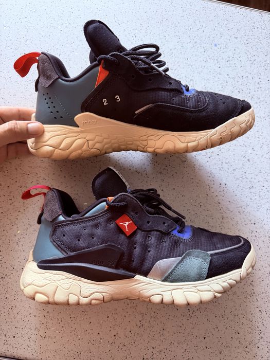 Adidasi Jordan Barbati nr 40,5 ( 25,5 cm ) 10/10 Pret 199 lei fix