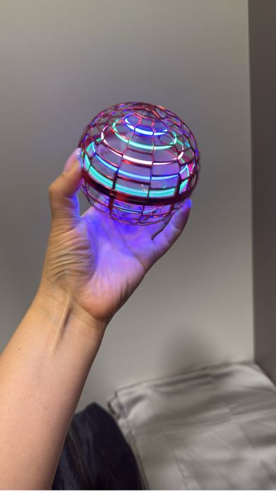 Супер игрушка- Летающий шарик-бумеранг.