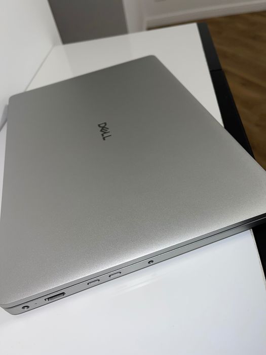 Dell Pro 14 (PC14250)  Nou