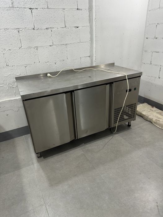 Пицца печь Zanussi Печь для пиццы ЕЕ44/А