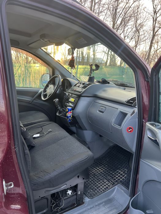 Mercedes Vito 8+1
