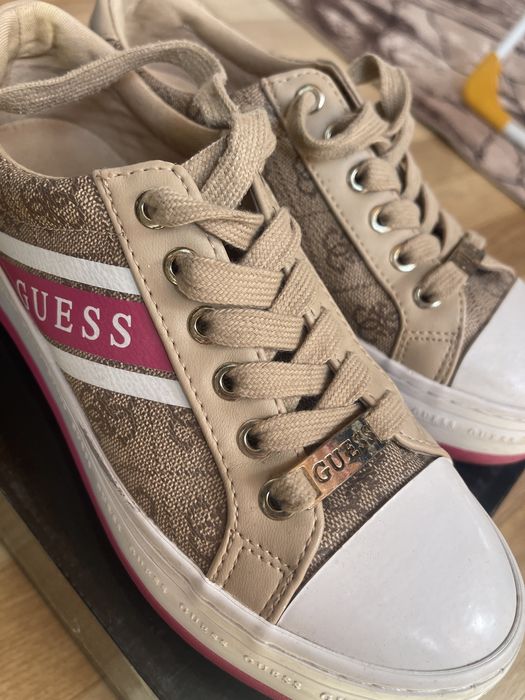 Оригинални Обувки Guess