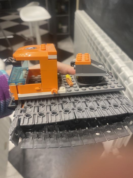 Lego зимний трактор