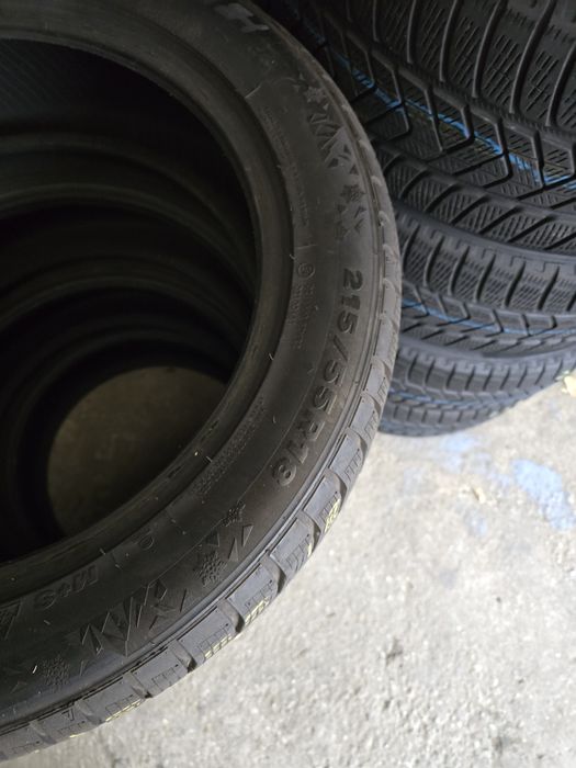 215.55.18 2 Lassa, 2 Pirelli m+s