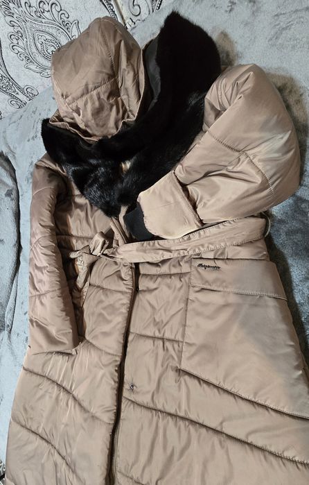 Куртка очень тёплый,норка за 10000