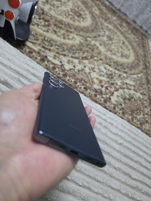 Самсунг S22 ultra