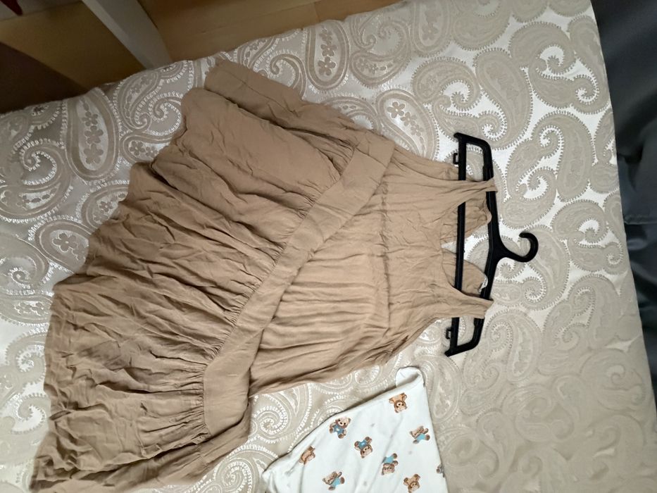 Платье женское продам