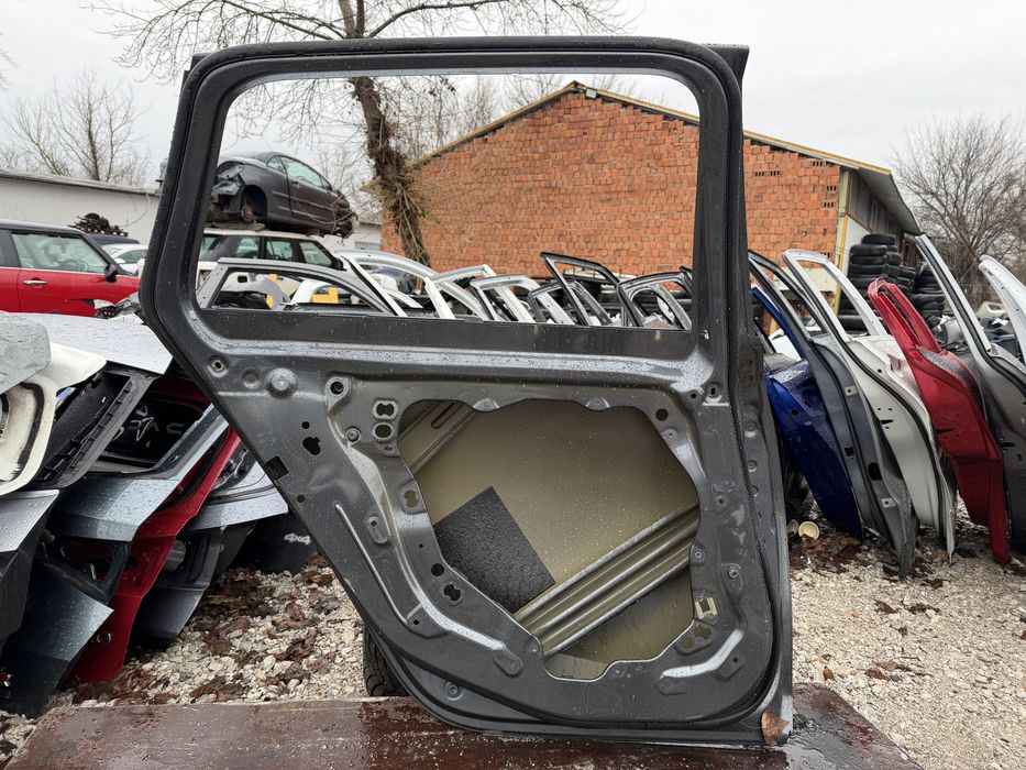 Врата BMW 3 G21